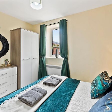 Central Leeds Gem - Parking - Sleeps 6 Διαμέρισμα Εξωτερικό φωτογραφία